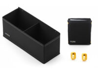 AI-generert produktbilde av Smart Kit som inneholder Smart Bag, Smart Pocket og Smart Hooks x2 mot hvit bakgrunn.