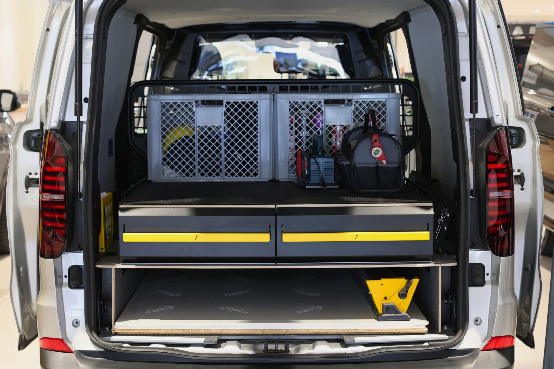 RIG 2.0 til Volkswagen Transporter 7 - Skreddersydd bilinnredning for snekkeren - Bilde 9