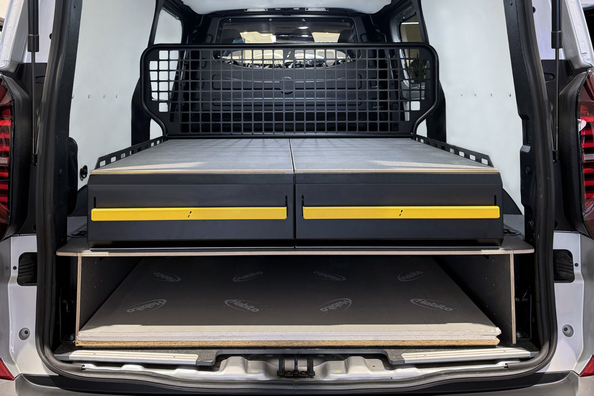 RIG 2.0 til Volkswagen Transporter 7 - Skreddersydd bilinnredning for snekkeren