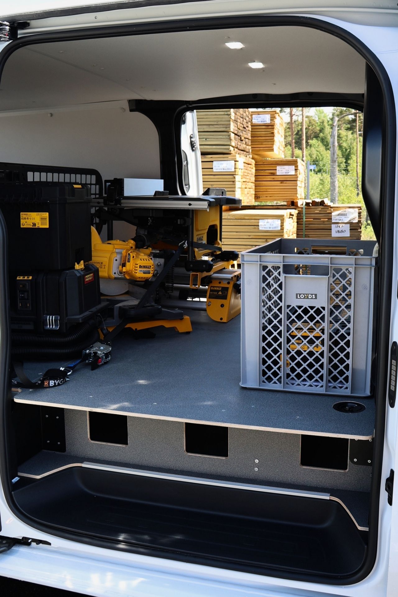 RIG 2.0 til Volkswagen Transporter 7 - Skreddersydd bilinnredning for snekkeren - Bilde 11